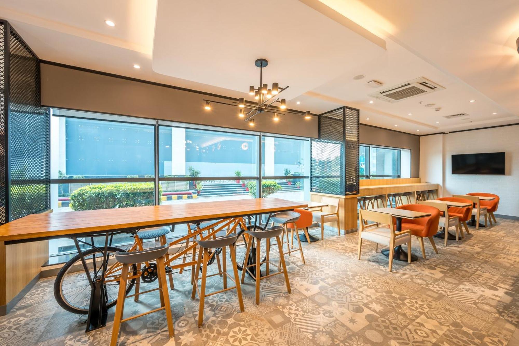 Holiday Inn Express Greater Noida Knowledge Park By Ihg Экстерьер фото